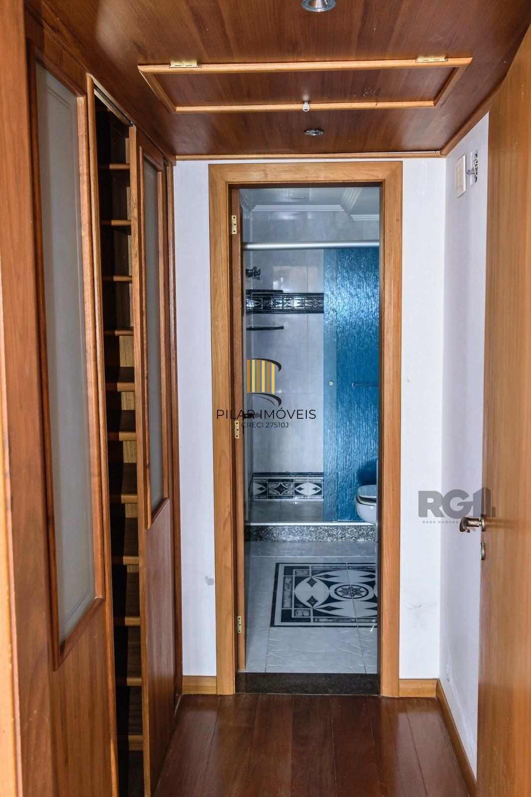 Casa 3 dormitórios no bairro Chácara das Pedras