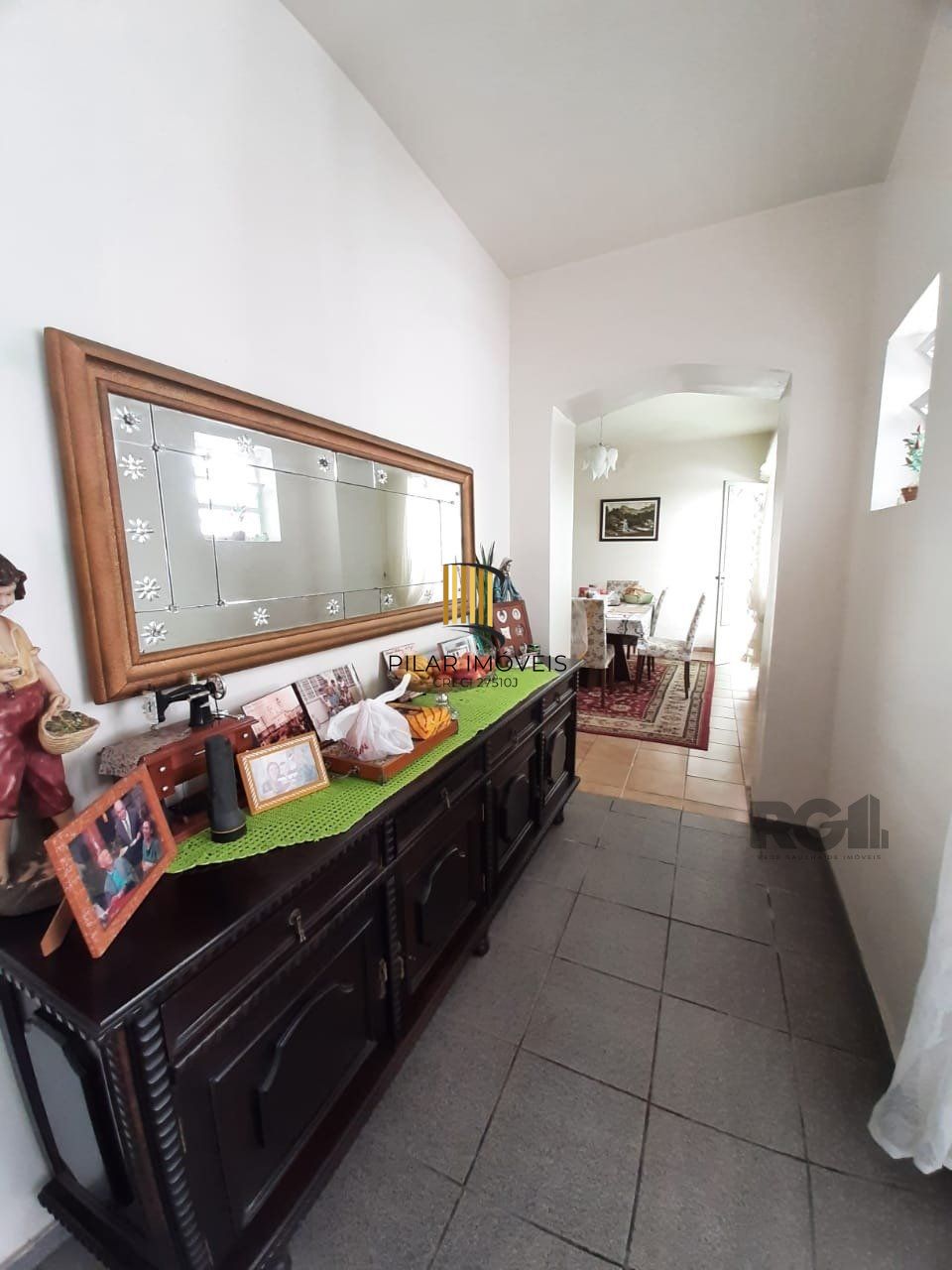Casa 4 dormitórios no bairro Santana