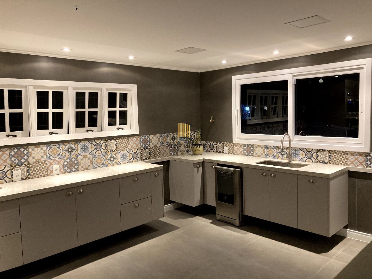 Casa 3 dormitórios no bairro Auxiliadora