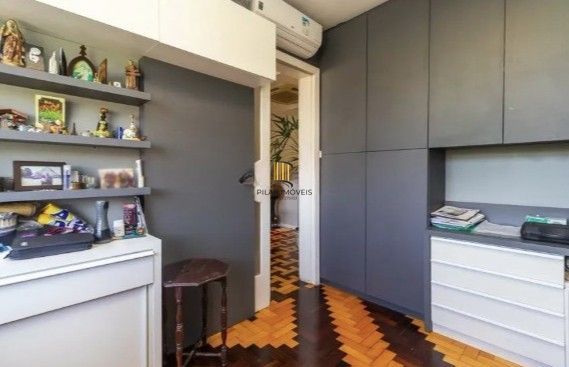 Casa para Venda - 115m², 3 dormitórios, 1 vaga - Petrópolis