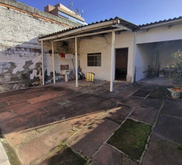 Casa 2 dormitórios no bairro Santo Antônio