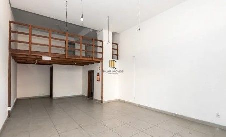 Loja com 68,02m² no bairro Santana