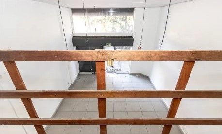 Loja com 68,02m² no bairro Santana