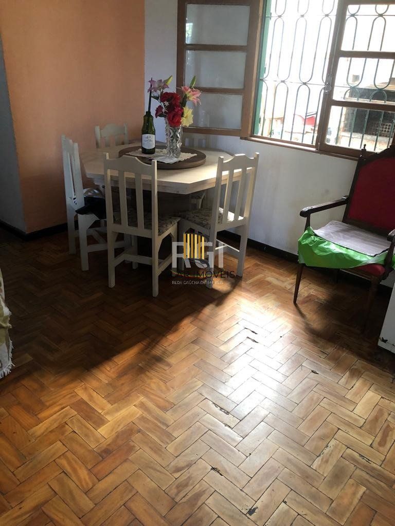 Casa para Venda - 143m², 3 dormitórios, 2 vagas - Medianeira