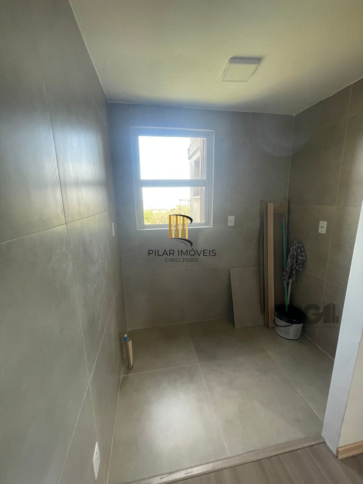 Apartamento 2 dormitórios no bairro Lomba do Pinheiro