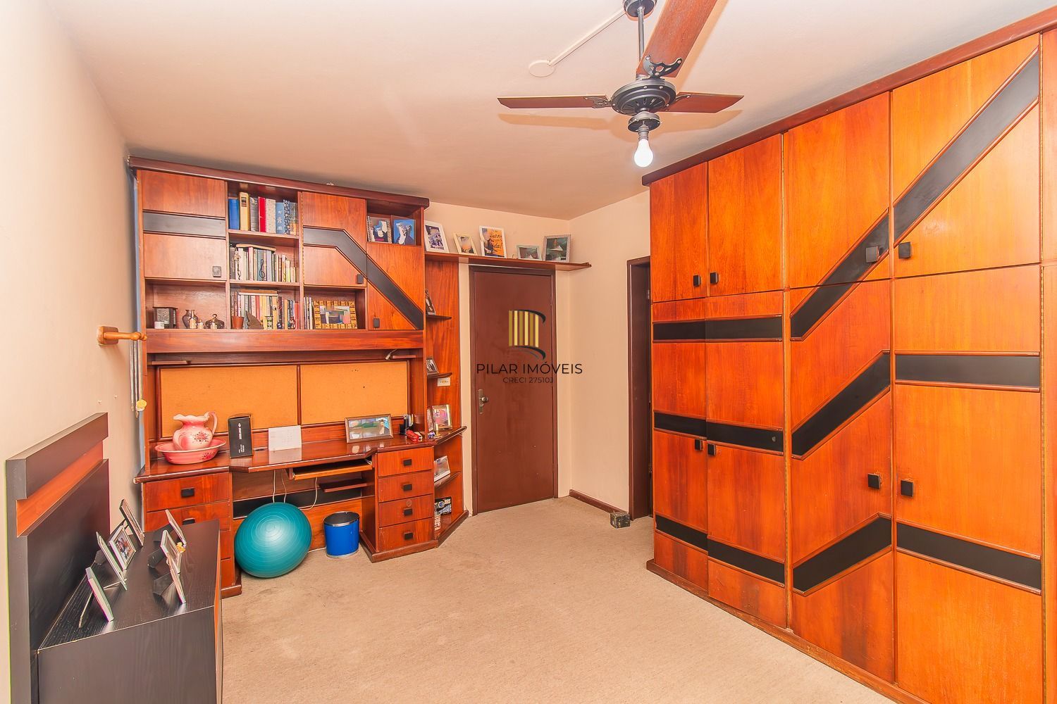 Casa 4 dormitórios no bairro Vila João Pessoa