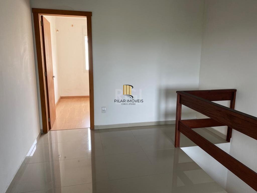 Casa 3 dormitórios no bairro Hípica