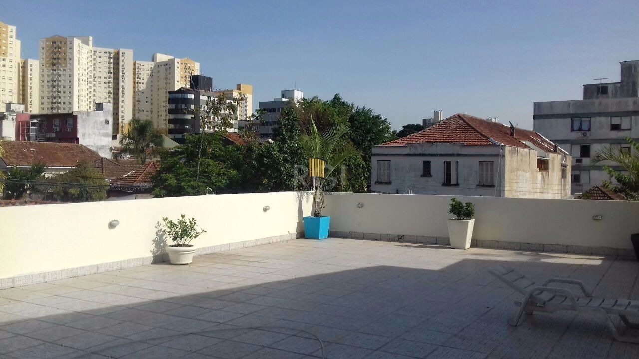 Predio para Venda - 340m², 2 dormitórios, sendo 1 suites, Partenon
