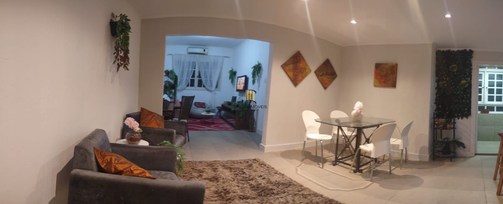 Apartamento de 2 dormitórios com vaga na cidade baixa