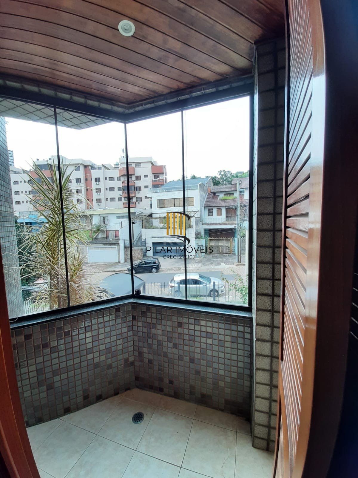 Apartamento para Venda - 181.63m², 3 dormitórios, sendo 1 suites, 2 vagas - Menino Deus