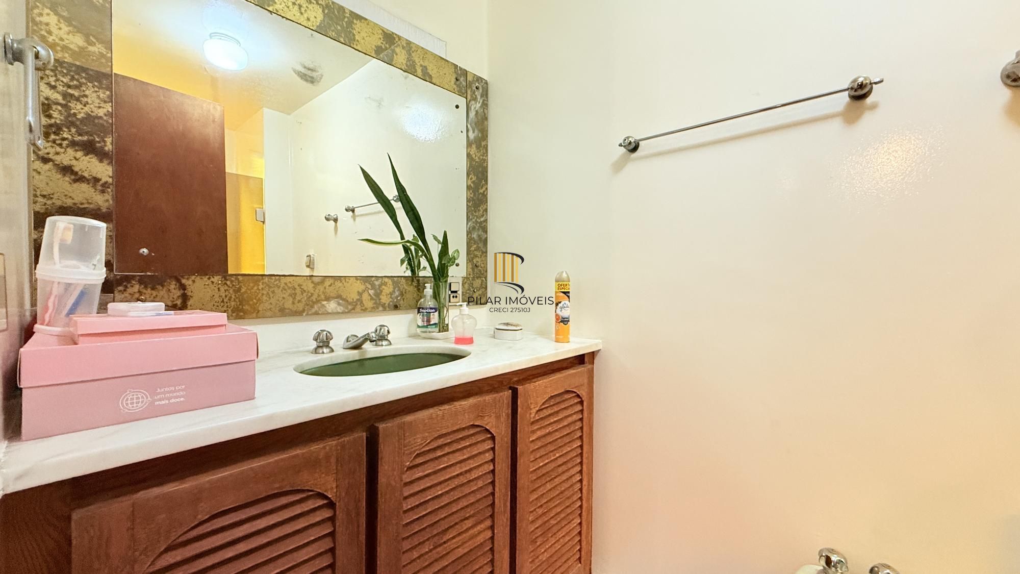 Apartamento 4 dormitórios no bairro Rio Branco