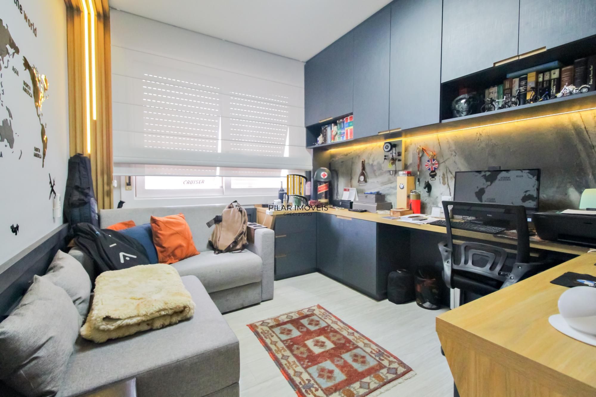 Apartamento 3 dormitórios no bairro Menino Deus