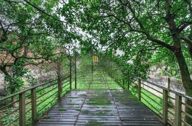 Casa com 2 dormitórios ,sendo 1 suíte para venda no bairro Tristeza em Porto Alegre/RS.