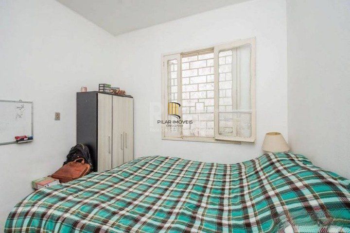 Casa para Venda - 290m², 3 dormitórios, 4 vagas - Santo Antonio