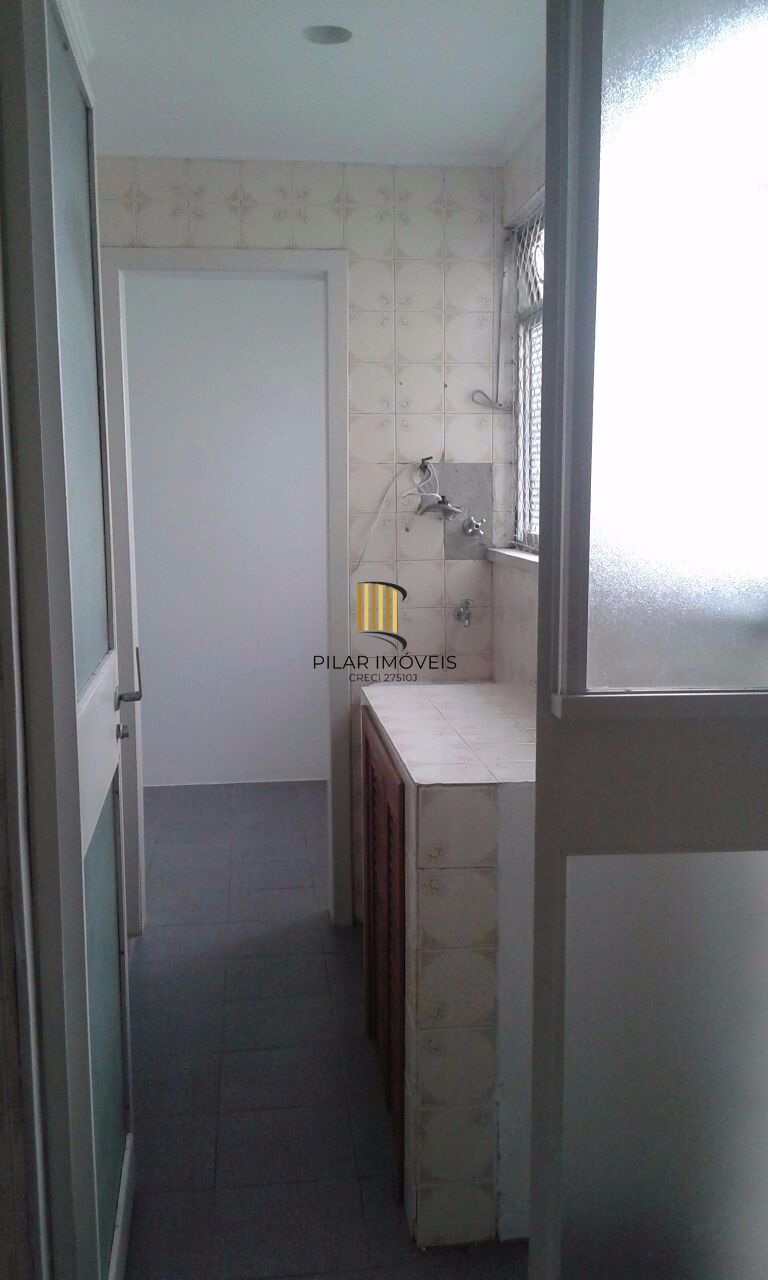 Apartamento para Venda - 72m², 2 dormitórios, 1 vaga - Petrópolis