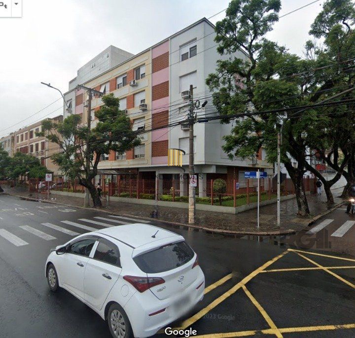 Apartamento 3 dormitórios no bairro Azenha