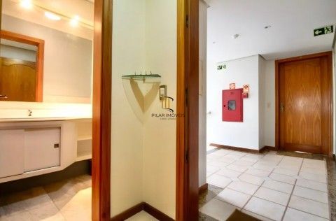 Apartamento 3 dormitórios no bairro Menino Deus