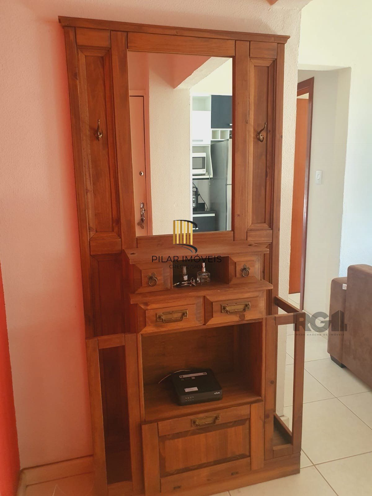 Apartamento de 02 dormitórios, no bairro Partenon, para locação