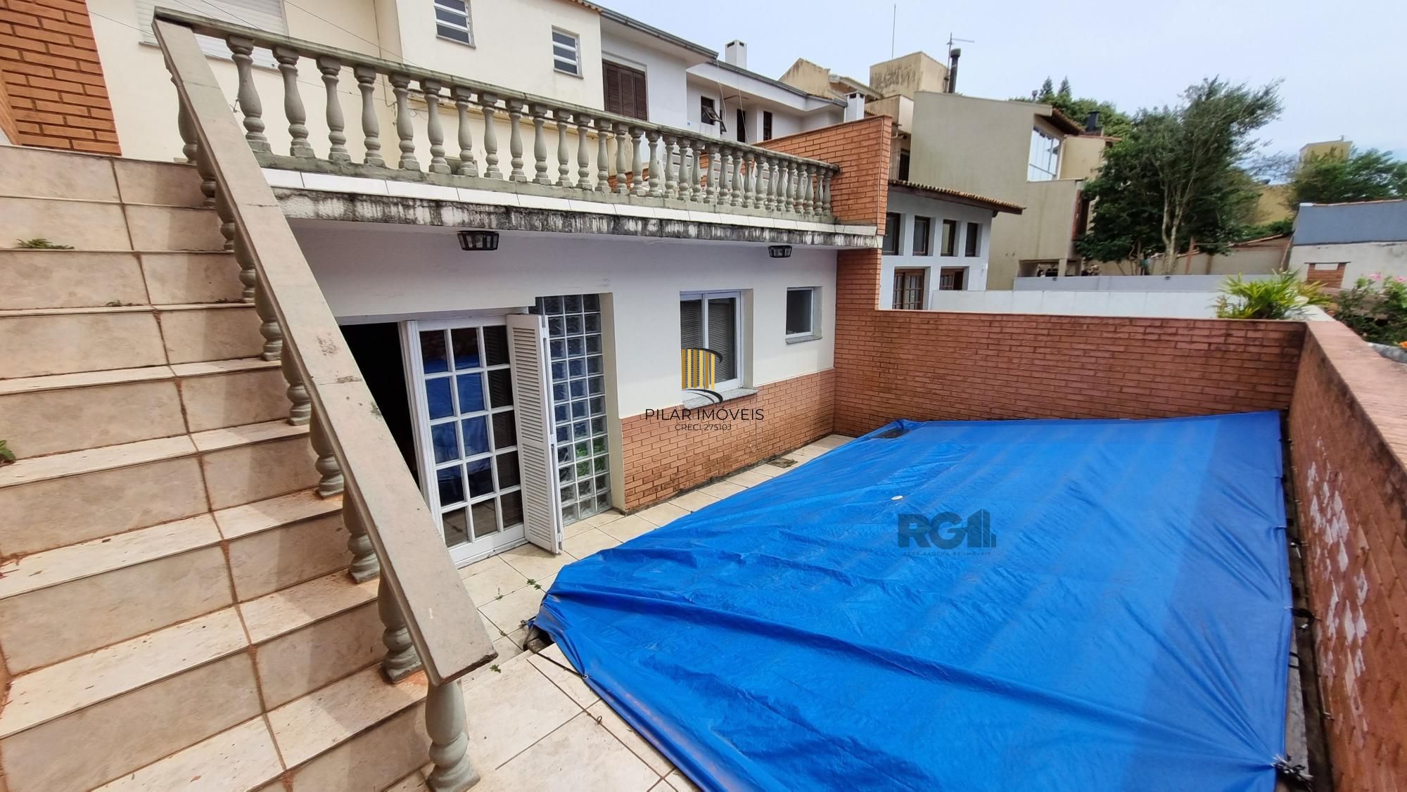 Casa de Condomínio 3 dormitórios no bairro Santo Antônio