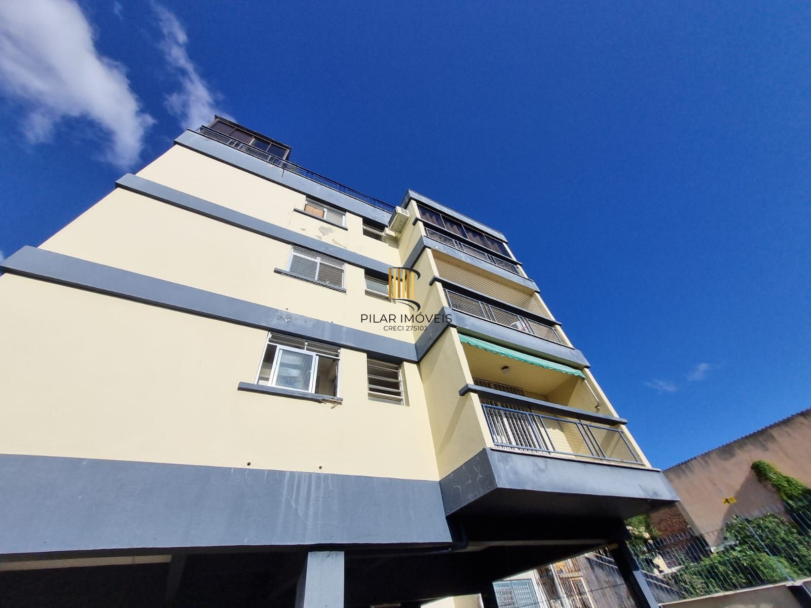 Apartamento cobertura de 1 dormitório no Bairro Santo Antonio