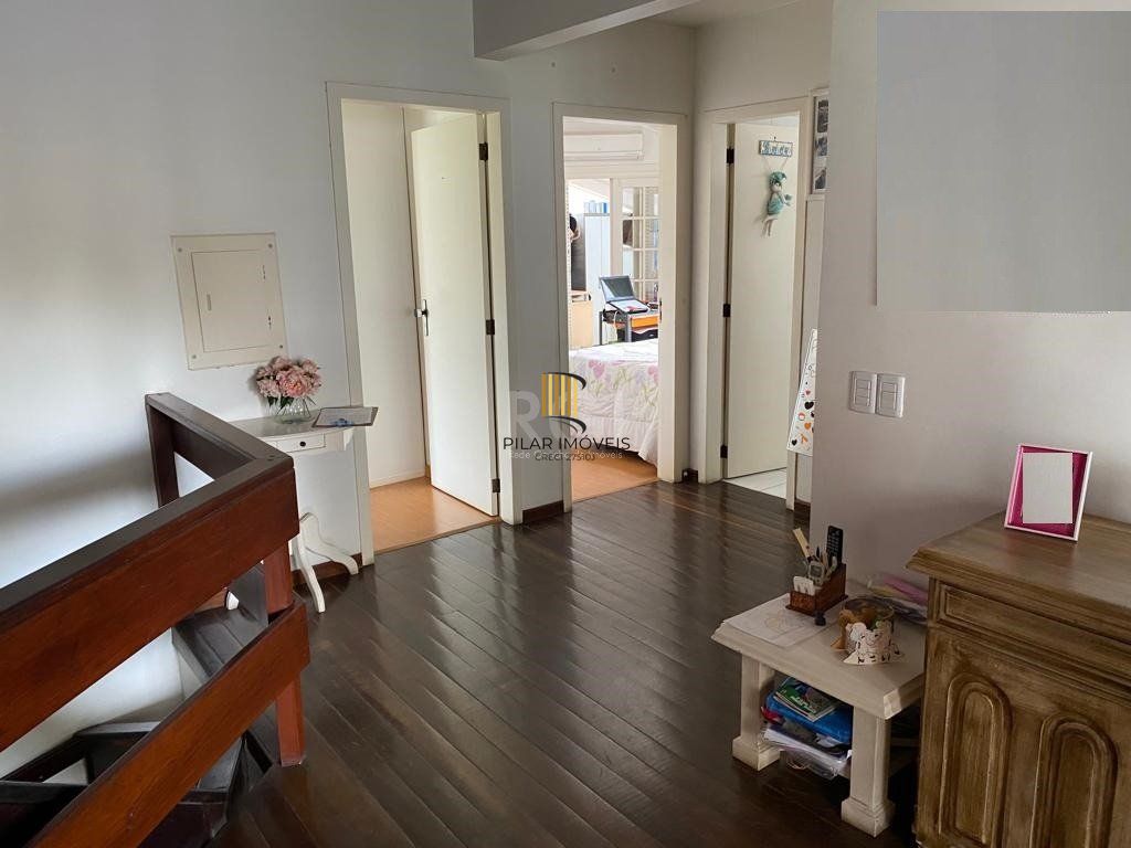 Casa para Venda - 316m², 3 dormitórios, sendo 1 suites, 4 vagas - Santana