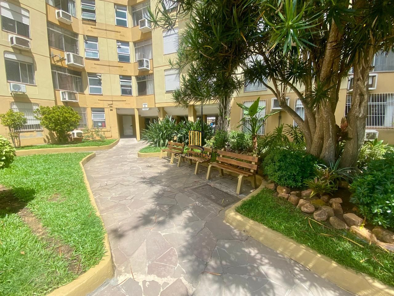 Apartamento 2 dormitórios no bairro Tristeza