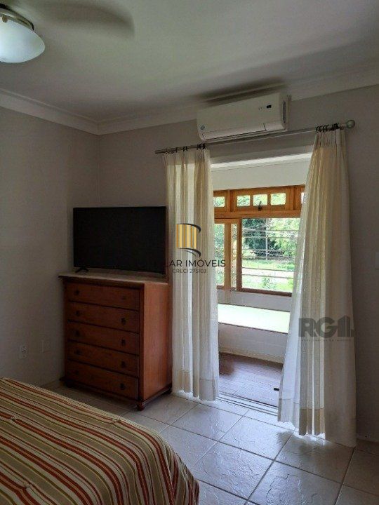 Casa 3 dormitórios no bairro Espírito Santo