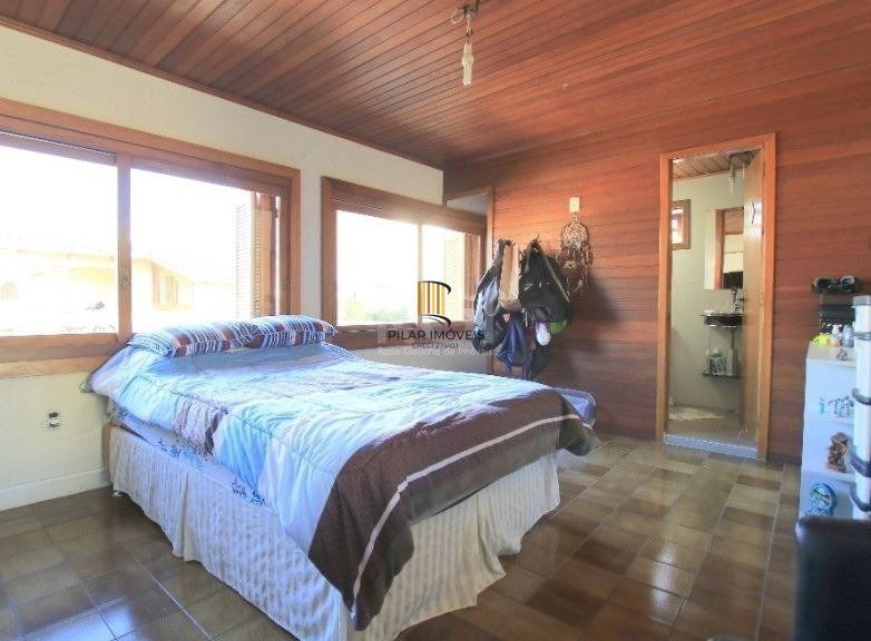 Casa para Venda - 395m², 3 dormitórios, sendo 3 suites, 2 vagas - Santana