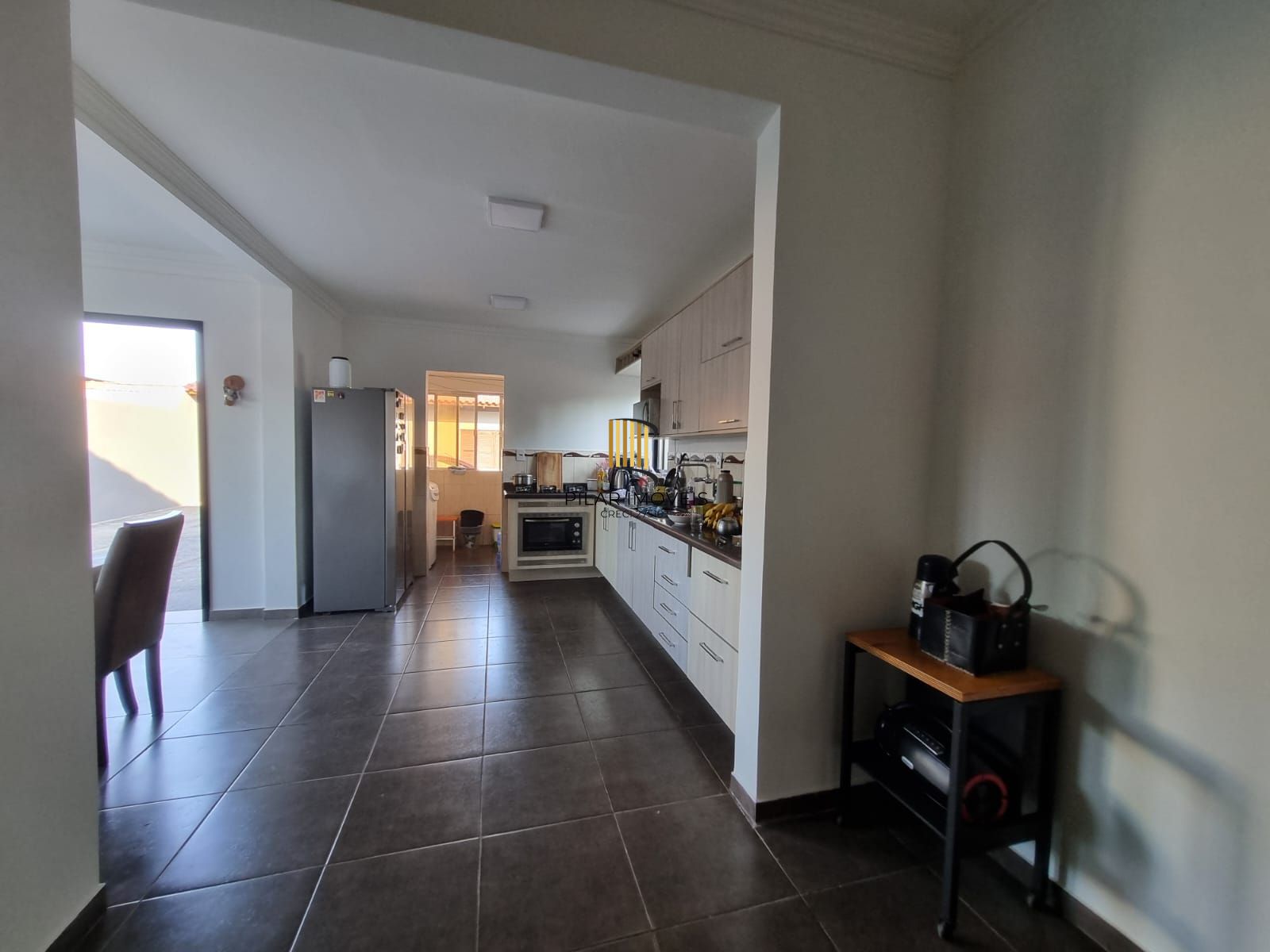 Casa para Venda - 177m², 4 dormitórios, sendo 1 suites, 2 vagas - Partenon