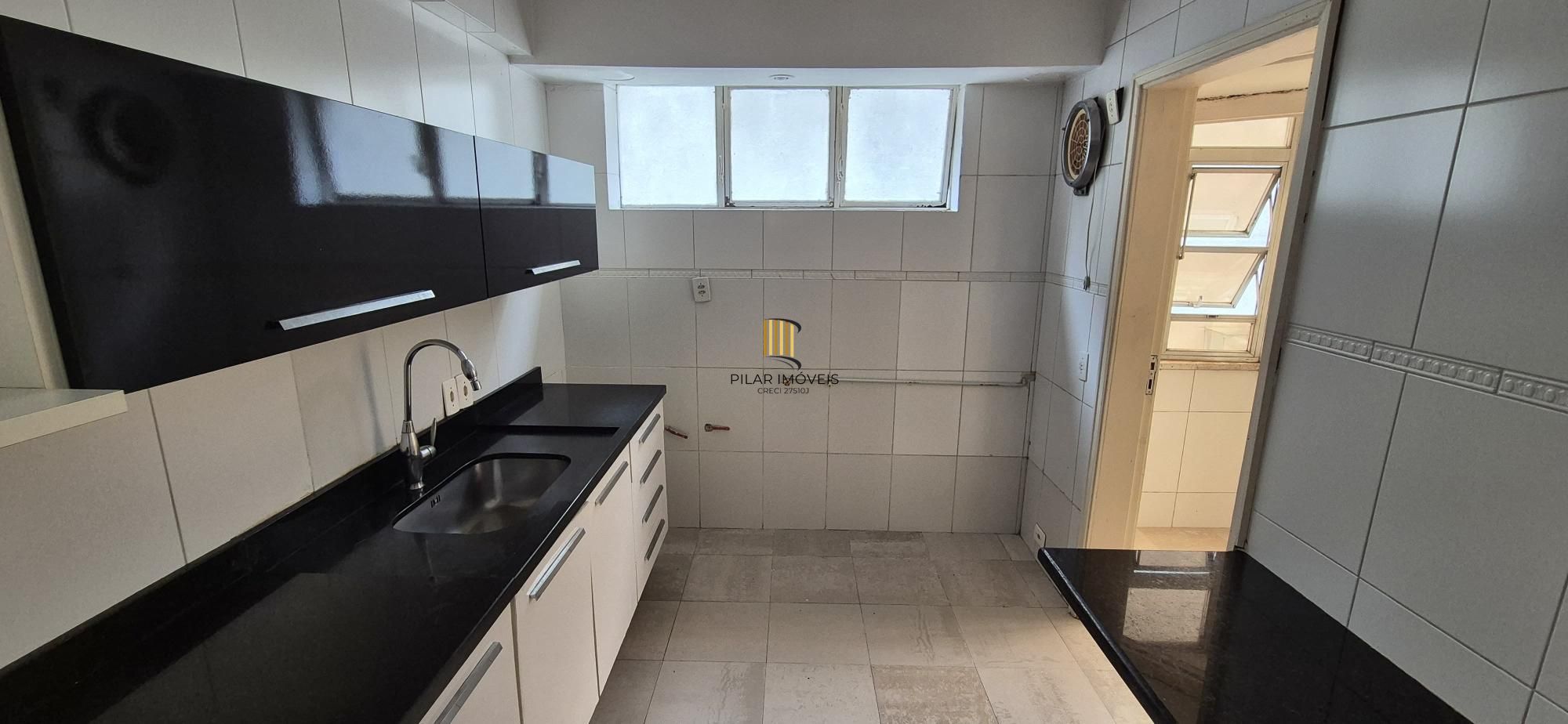 Apartamento 3 dormitórios no bairro Menino Deus