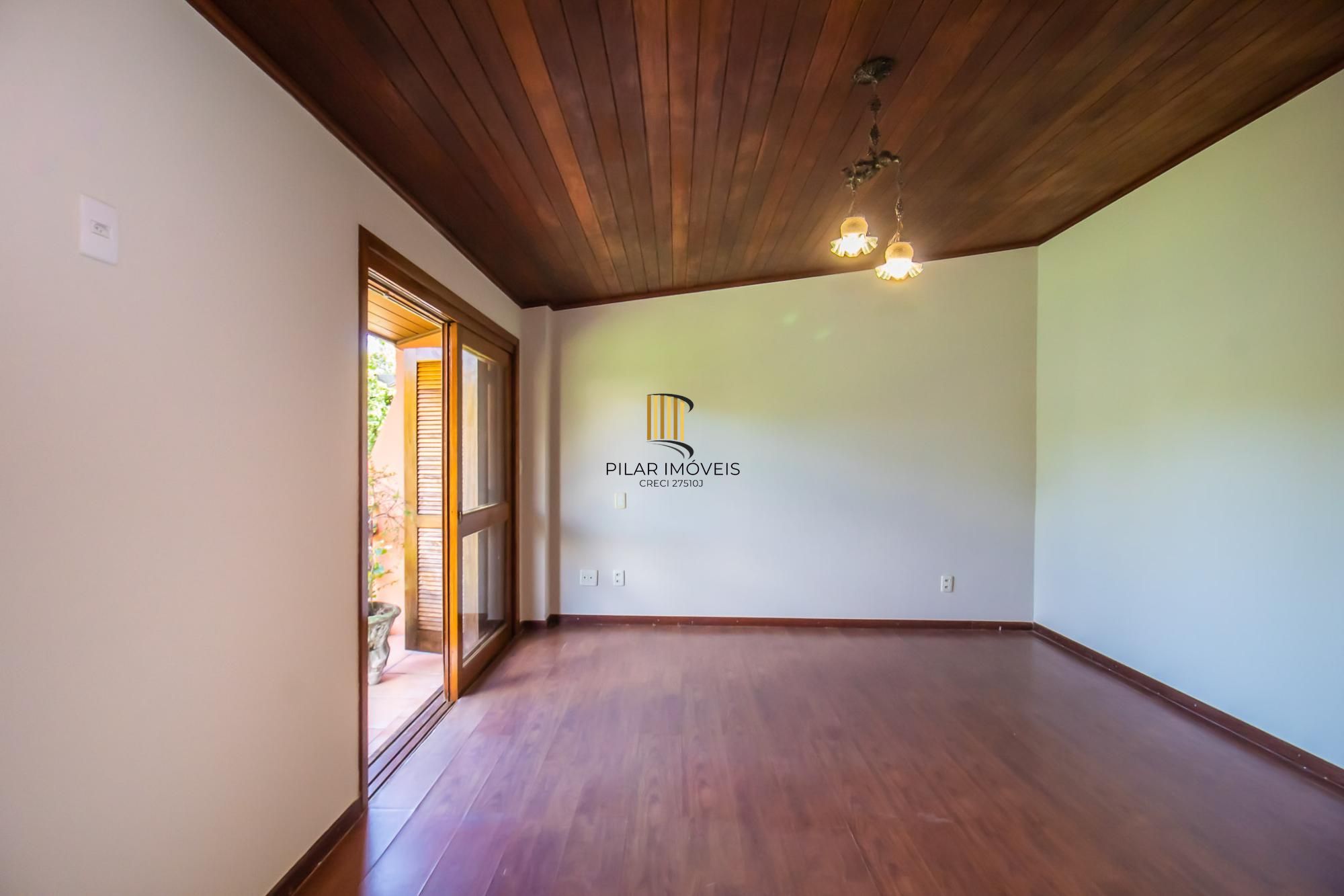 Casa de Condomínio 3 dormitórios no bairro Menino Deus
