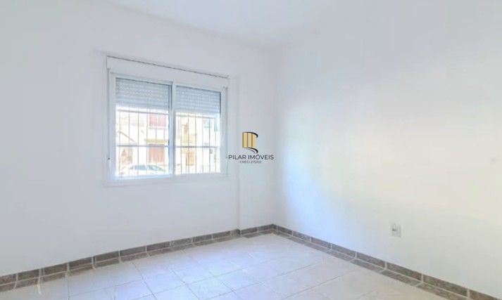 Apartamento térreo com 3 dormitórios no bairro Azenha!