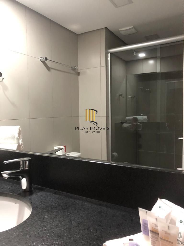 Flat 1 dormitório no bairro Centro