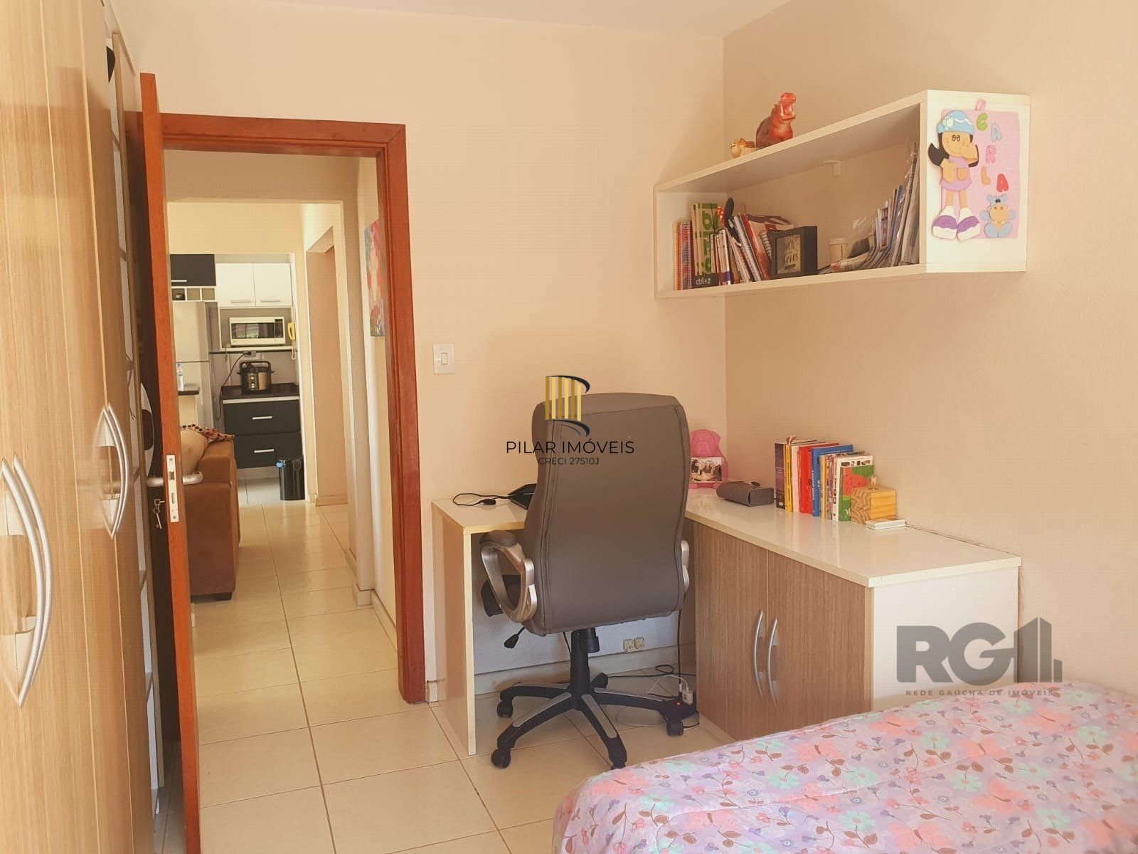 Apartamento de 02 dormitórios, no bairro Partenon, para locação