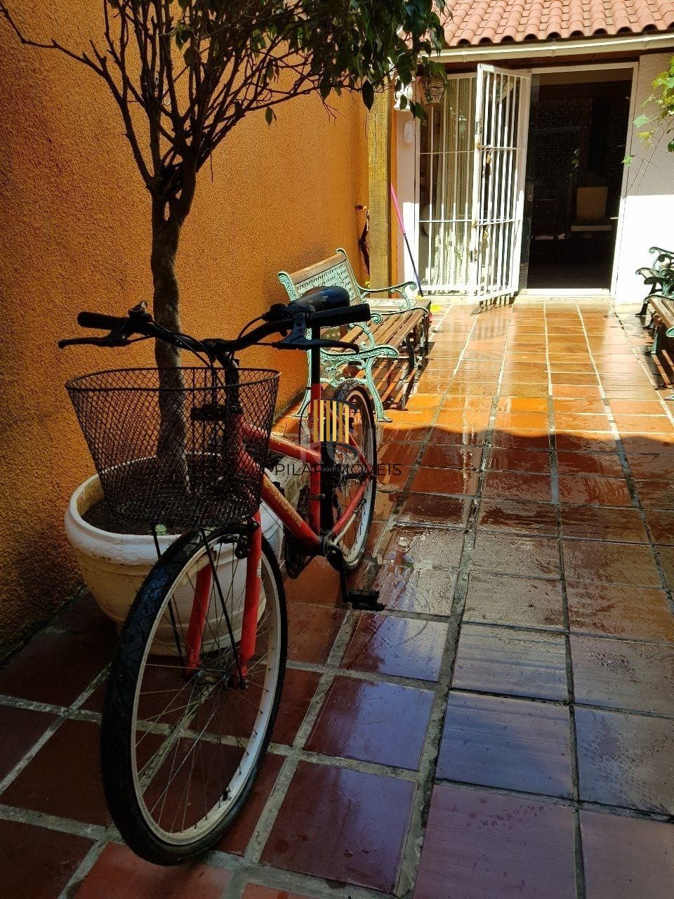 Casa para Venda - 400m², 5 dormitórios, 3 vagas - Santana