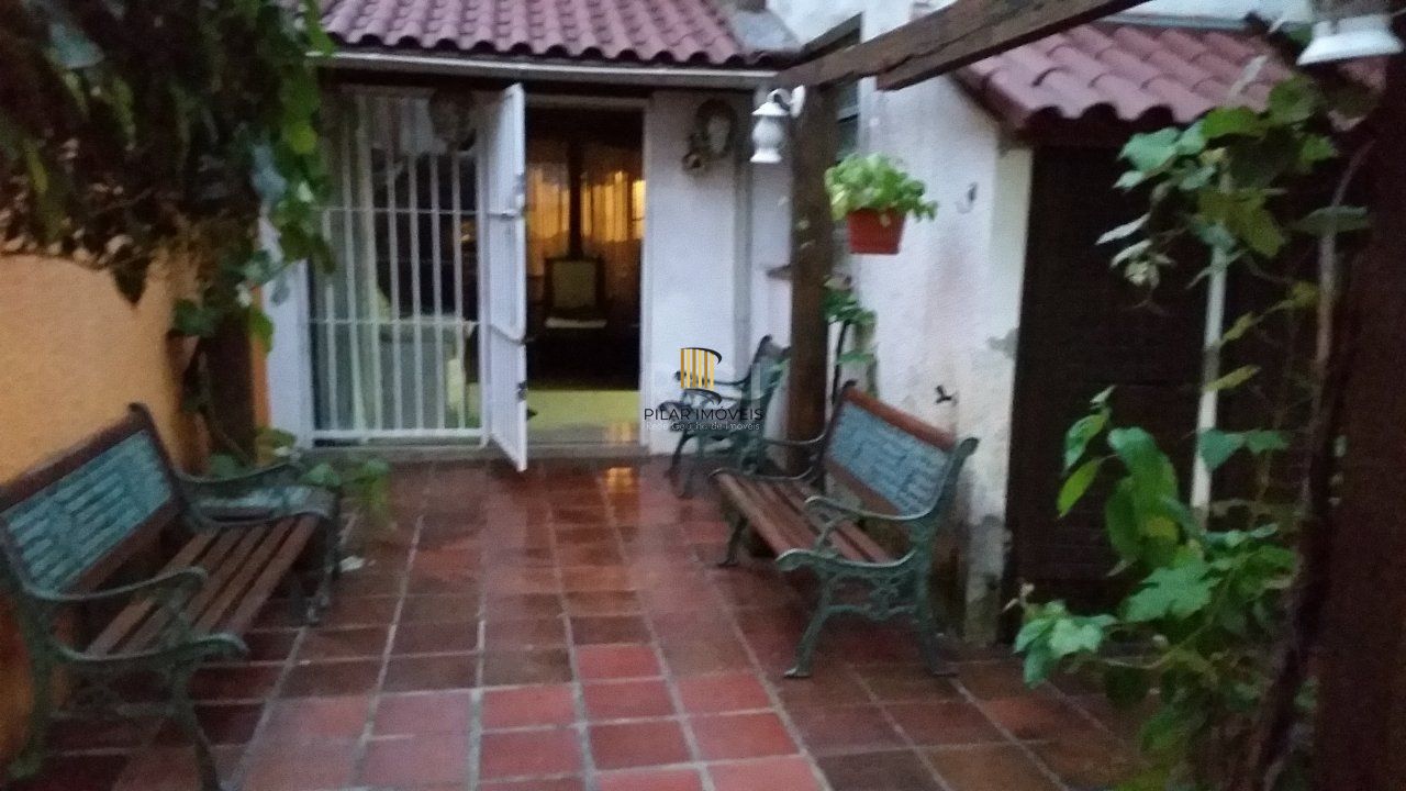 Casa para Venda - 400m², 5 dormitórios, 3 vagas - Santana
