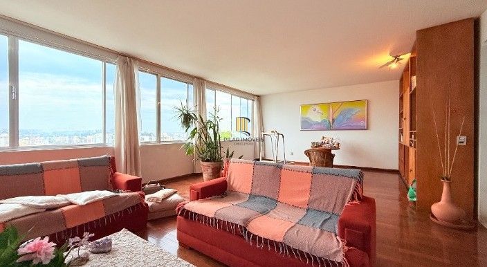 Apartamento 4 dormitórios no bairro Rio Branco