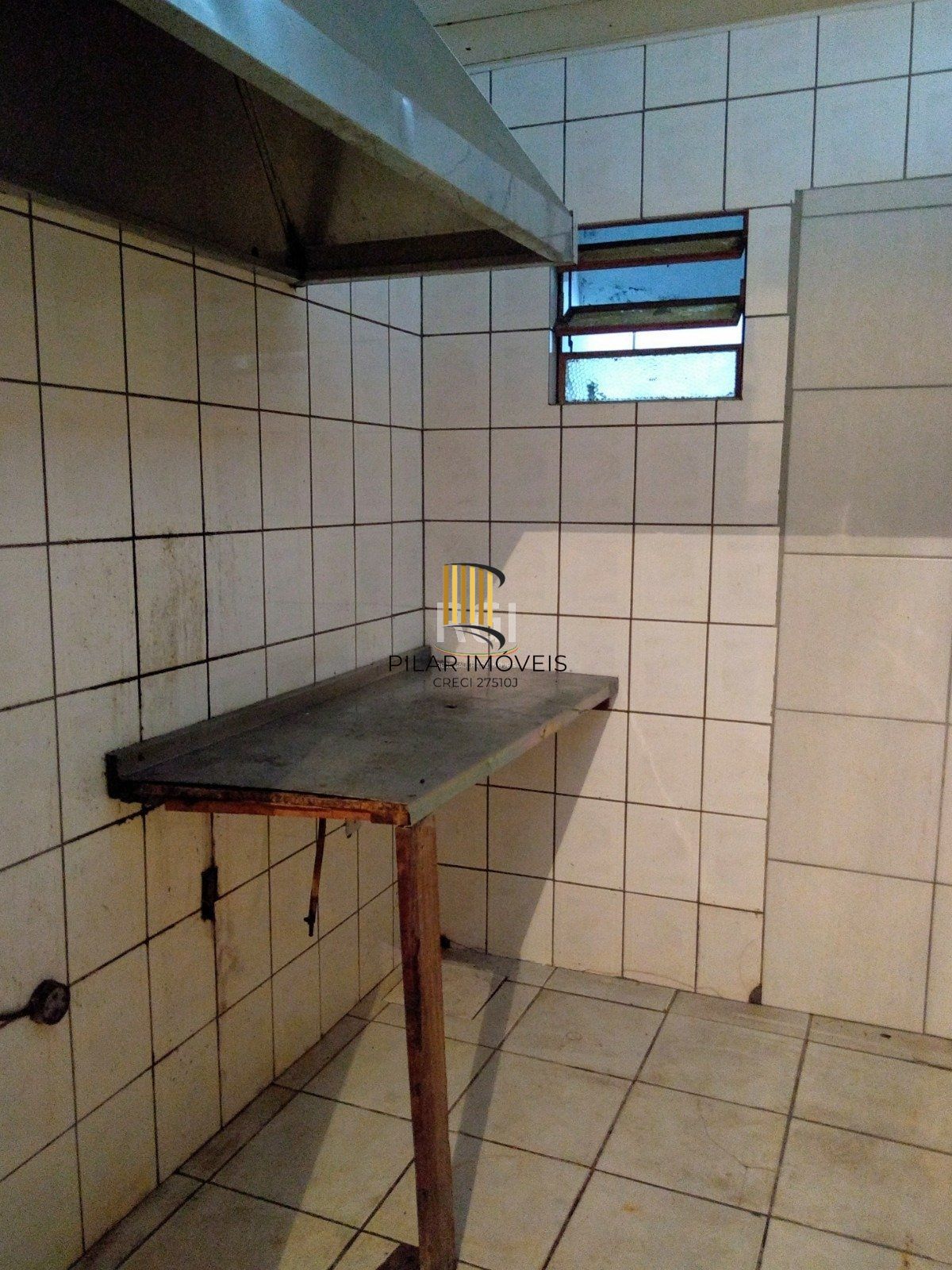 Loja para Venda - 244.56m², 0 dormitórios, Cidade Baixa