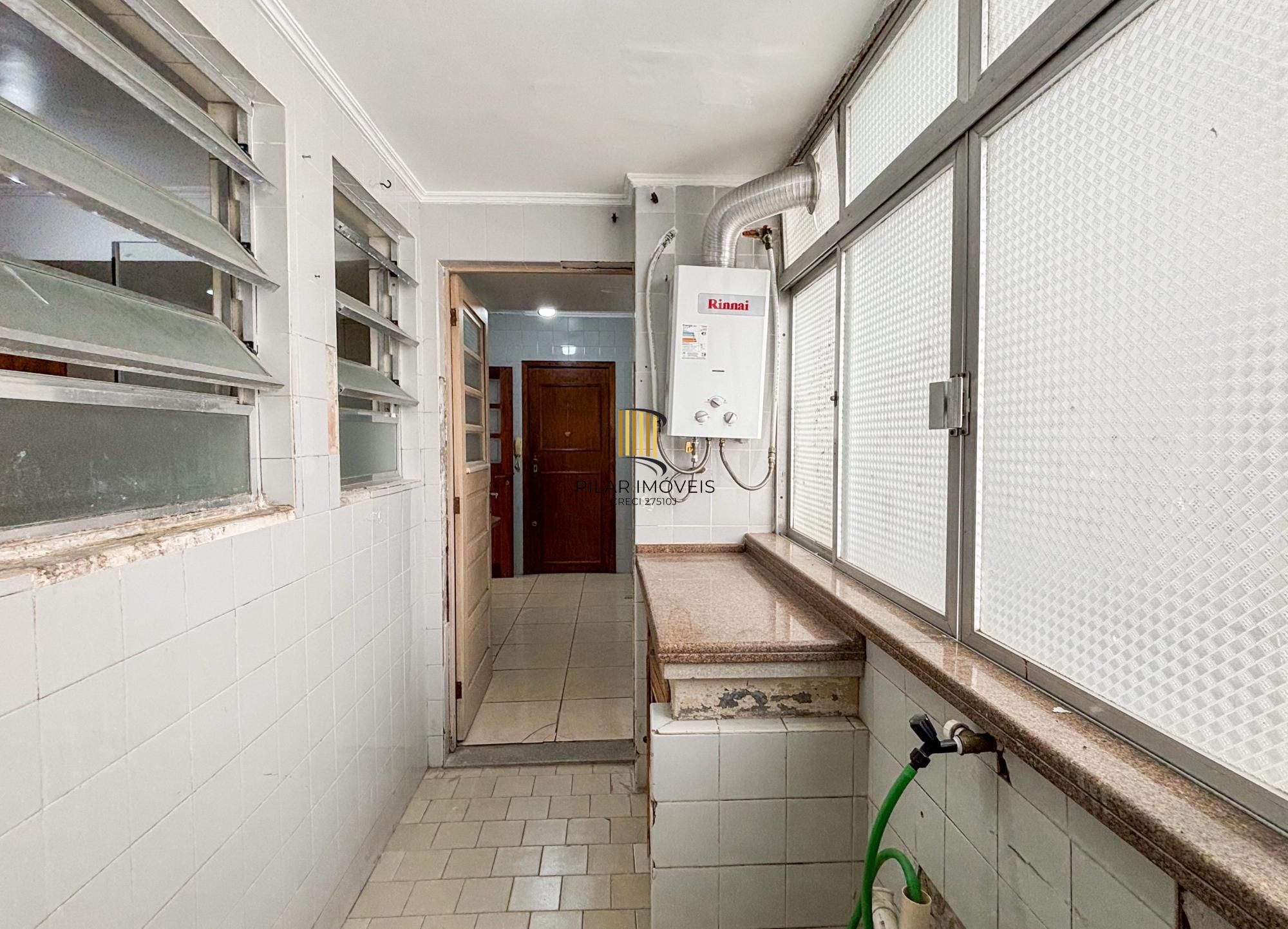 Apartamento 3 dormitórios no bairro Santana