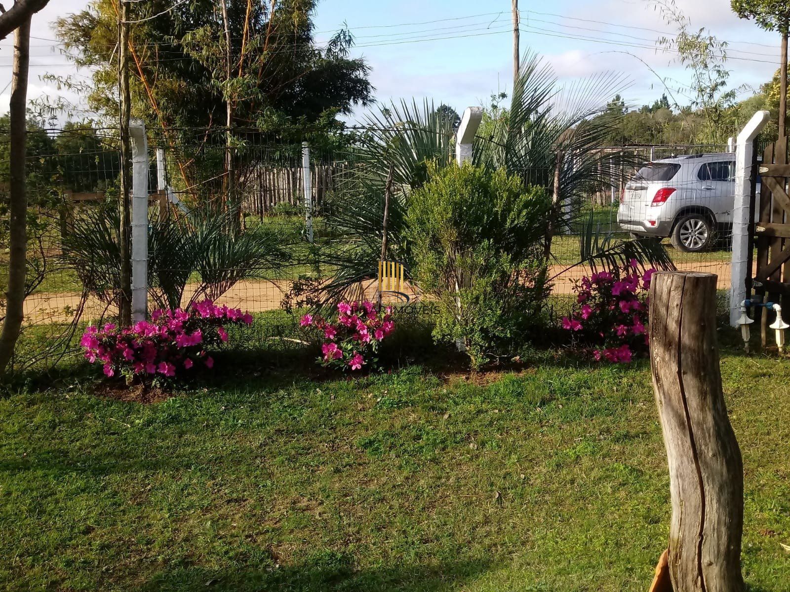 Sítio para Venda - 1800m², 2 dormitórios, Horto Das Oliveiras