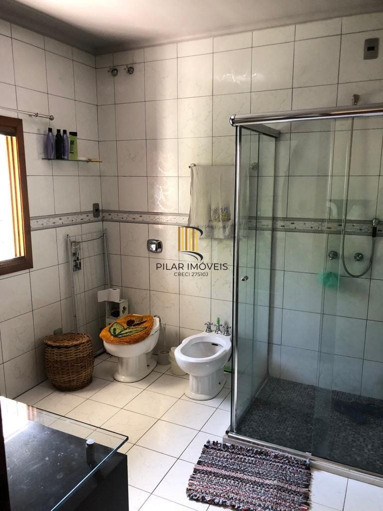 Casa para Venda - 225.91m², 4 dormitórios, sendo 2 suites, 1 vaga - Nonoai