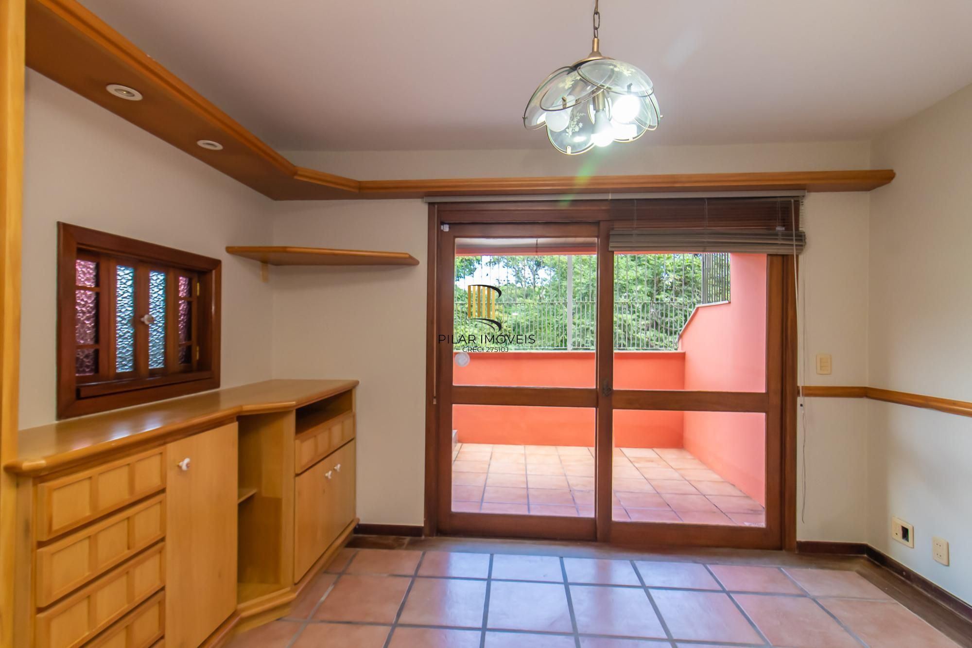 Casa de Condomínio 3 dormitórios no bairro Menino Deus