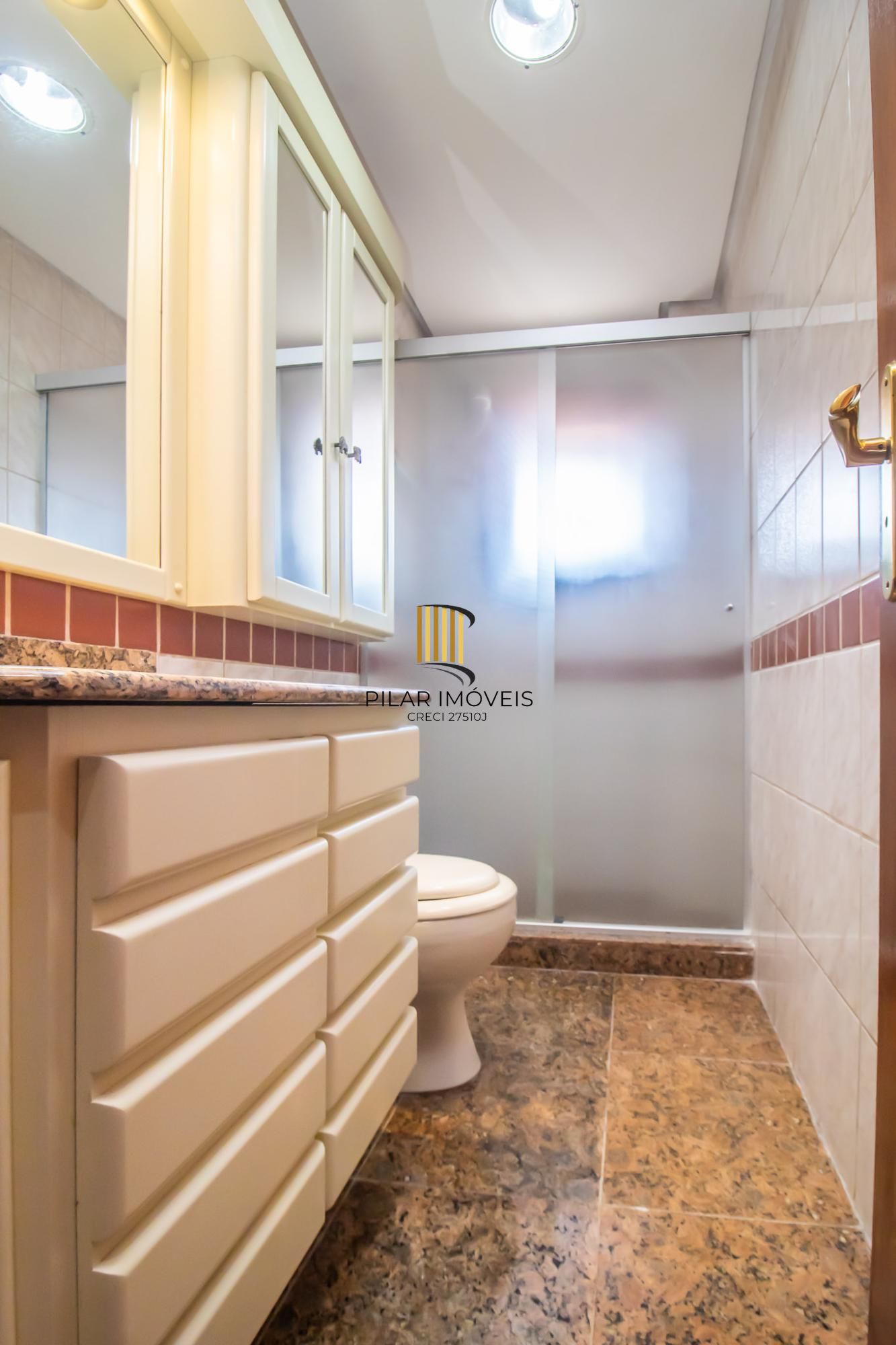 Casa de Condomínio 3 dormitórios no bairro Menino Deus