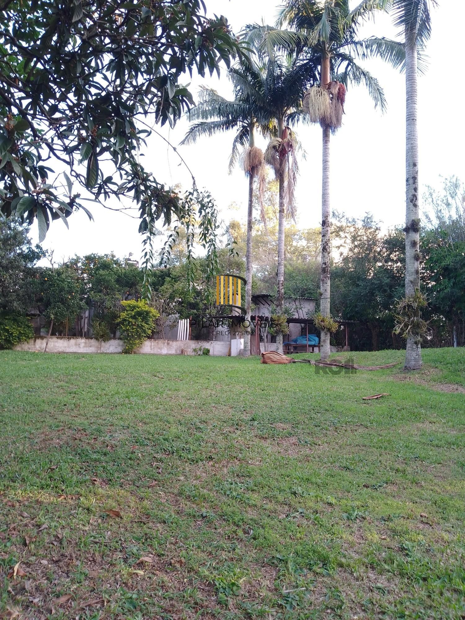 Casa 4 dormitórios, terreno com 1639m² à venda no Morro Santana