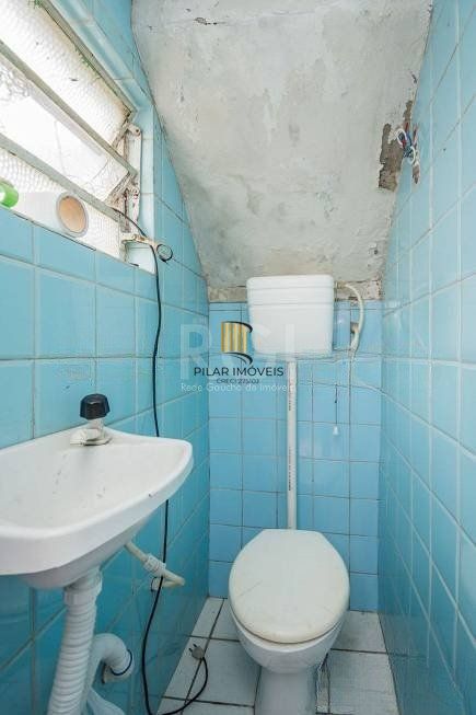 Casa para Venda - 290m², 3 dormitórios, 4 vagas - Santo Antonio