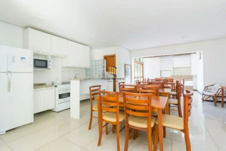 Cobertura 3 dormitórios no bairro Chácara das Pedras