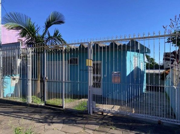 Casa de 2 dormitórios no bairro Santa Tereza