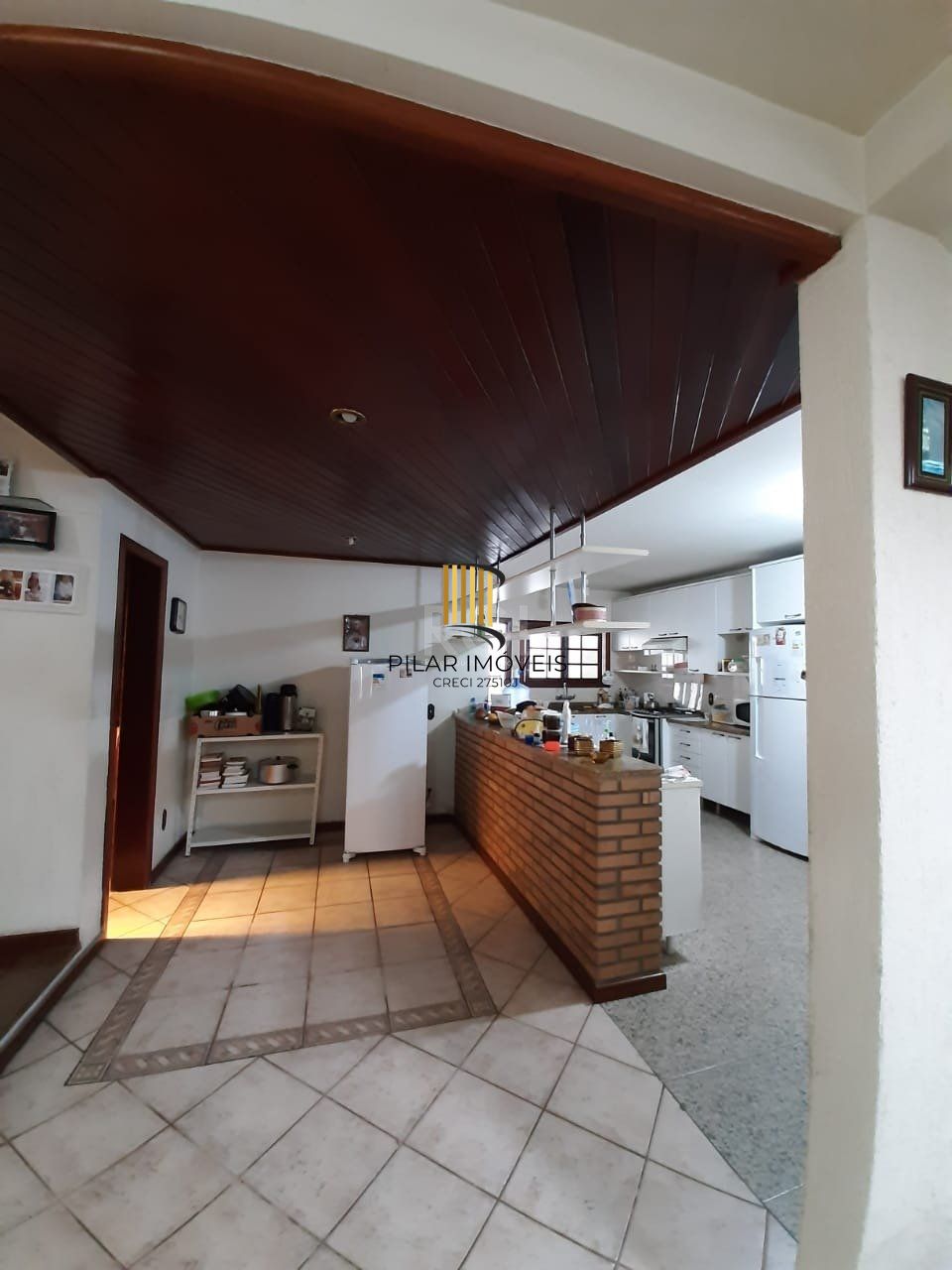 Casa para Venda - 262.02m², 3 dormitórios, sendo 1 suites, 6 vagas - Auxiliadora