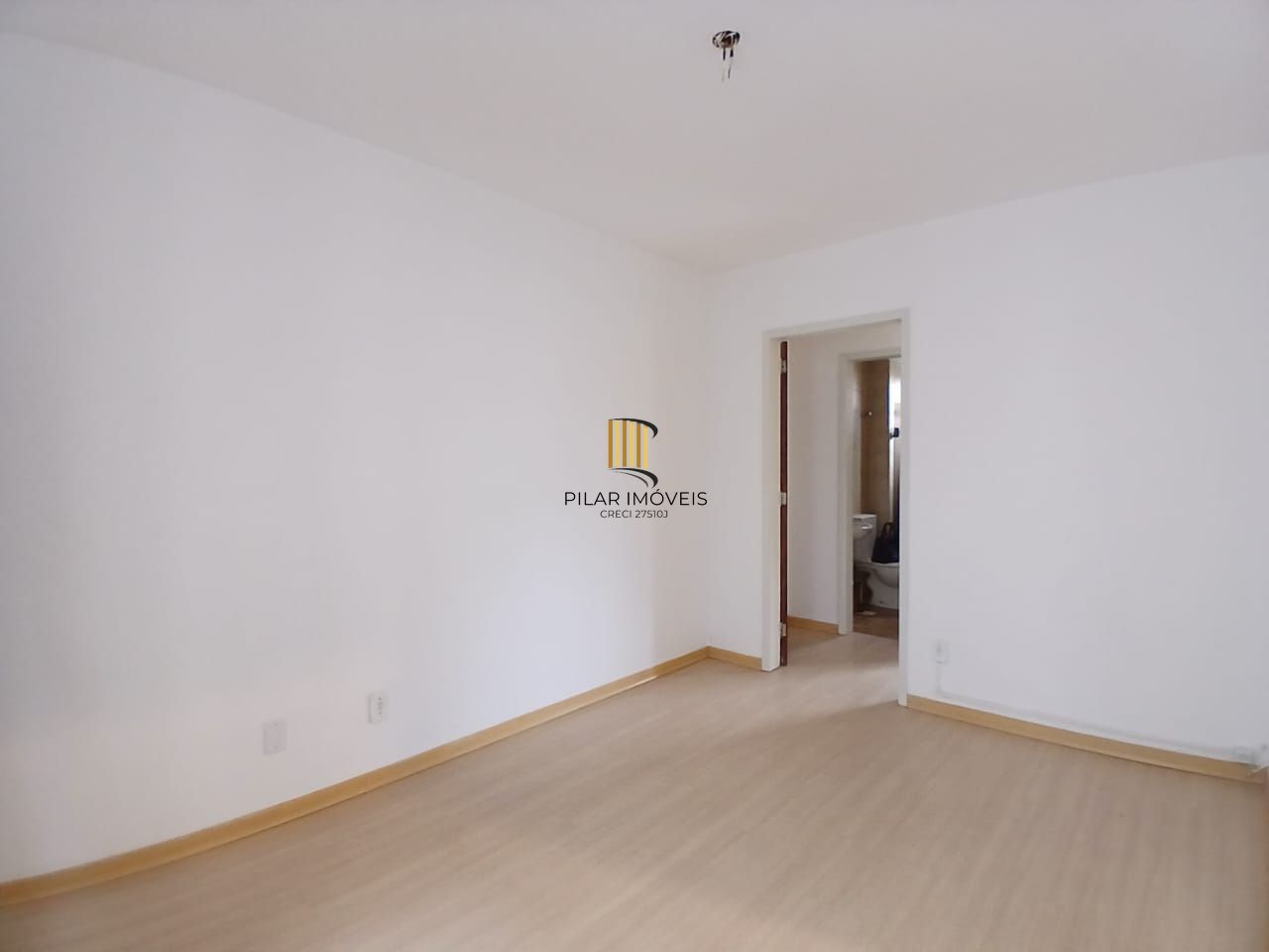 Apartamento de 01 dormitório à venda no bairro Bom Fim.