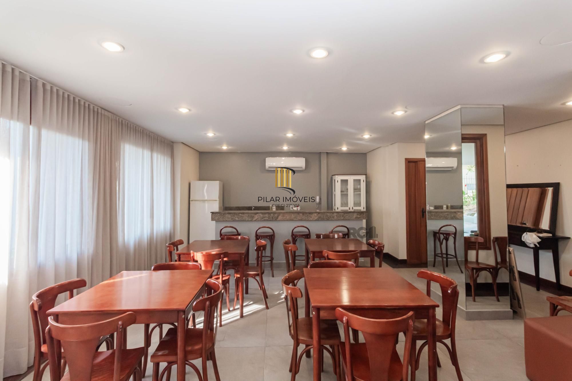 Apartamento 2 dormitórios no bairro Auxiliadora